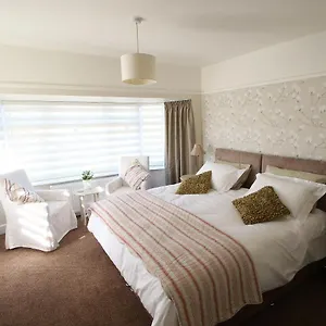 Bed & Breakfast Canford Bridge B And B